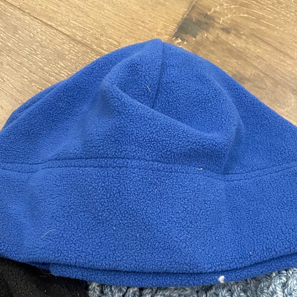 Carhartt Gray Kids Beanie Bundle - Picture 6 of 15